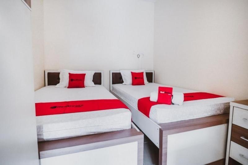 ג'קרטה Reddoorz Plus Near Semanggi חדר תמונה