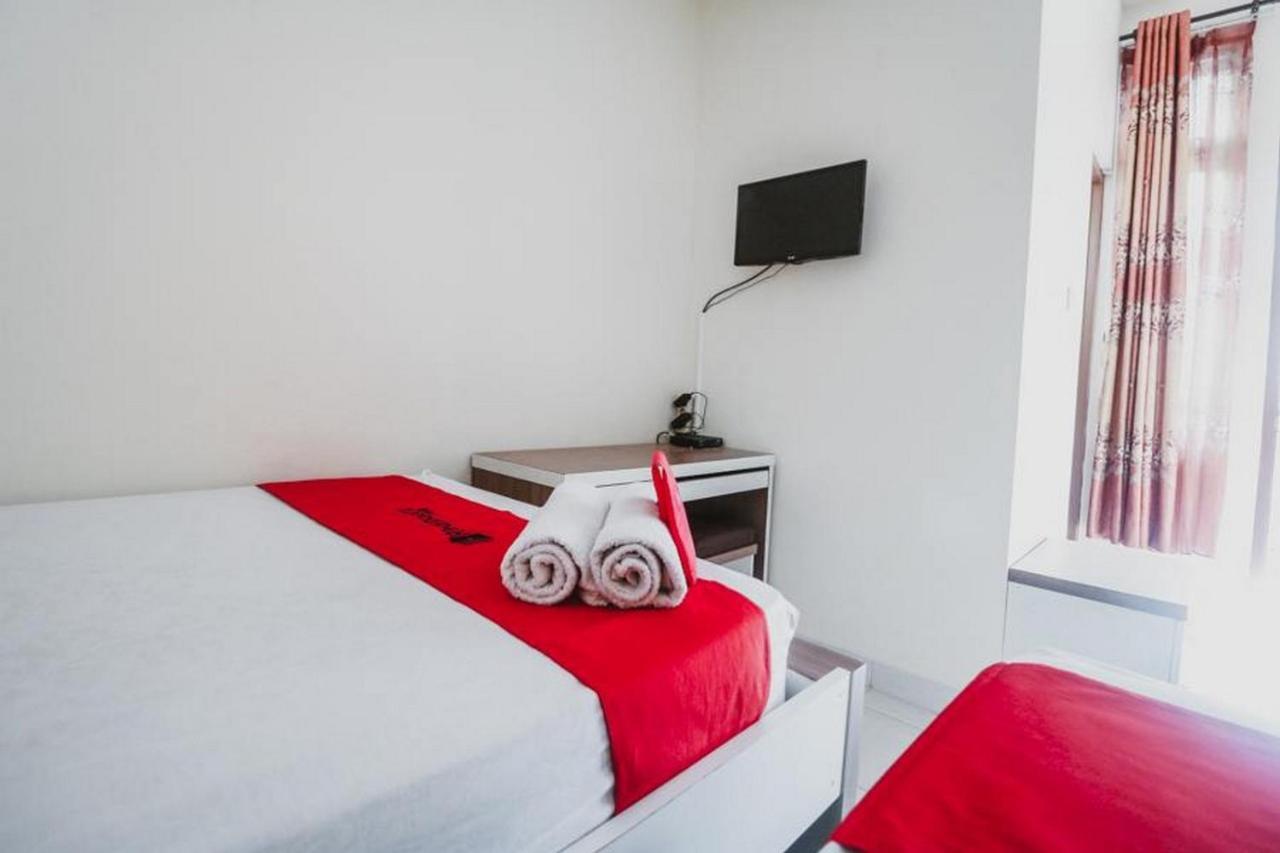 ג'קרטה Reddoorz Plus Near Semanggi מראה חיצוני תמונה