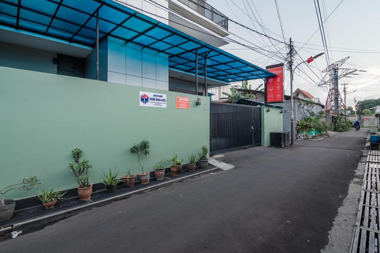 ג'קרטה Reddoorz Plus Near Semanggi מראה חיצוני תמונה